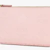 Bolso Aren Crossbody en piel con Maxi Monogram Bolso Aren Crossbody en piel con Maxi Monogram