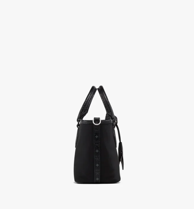 Bolso Aren Shopper de nailon reciclado y cuero con estampado Monogram Bolso Aren Shopper de nailon reciclado y cuero con estampado Monogram