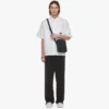 Bolso bandolera Klassik Crossbody en piel con Maxi Monogram Bolso bandolera Klassik Crossbody en piel con Maxi Monogram