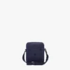 Bolso bandolera Klassik Crossbody en piel con Maxi Monogram Bolso bandolera Klassik Crossbody en piel con Maxi Monogram
