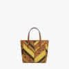 Bolso de compras Toni Shopper con cremallera superior y tachuelas en lona Visetos Mega Herringbone Bolso de compras Toni Shopper con cremallera superior y tachuelas en lona Visetos Mega Herringbone