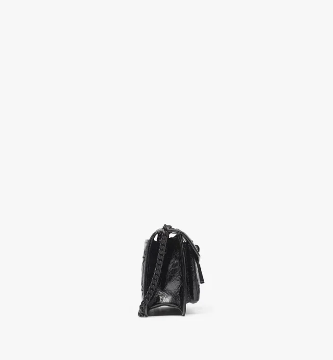 Bolso de hombro acolchado Travia en piel arrugada Bolso de hombro acolchado Travia en piel arrugada
