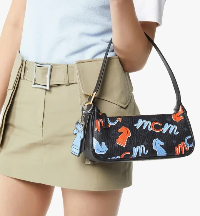 Bolso de hombro Aren del Año del Caballo en Visetos Bolso de hombro Aren del Año del Caballo en Visetos