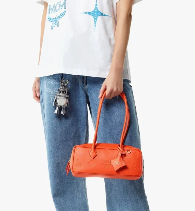 Bolso de hombro Aren East West en piel Maxi Monogram
