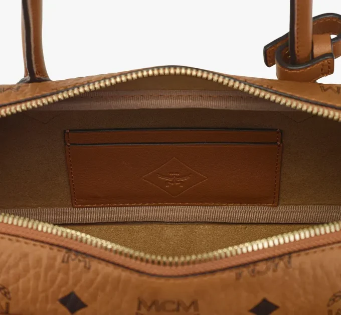 Bolso de hombro Aren East West en Visetos Bolso de hombro Aren East West en Visetos