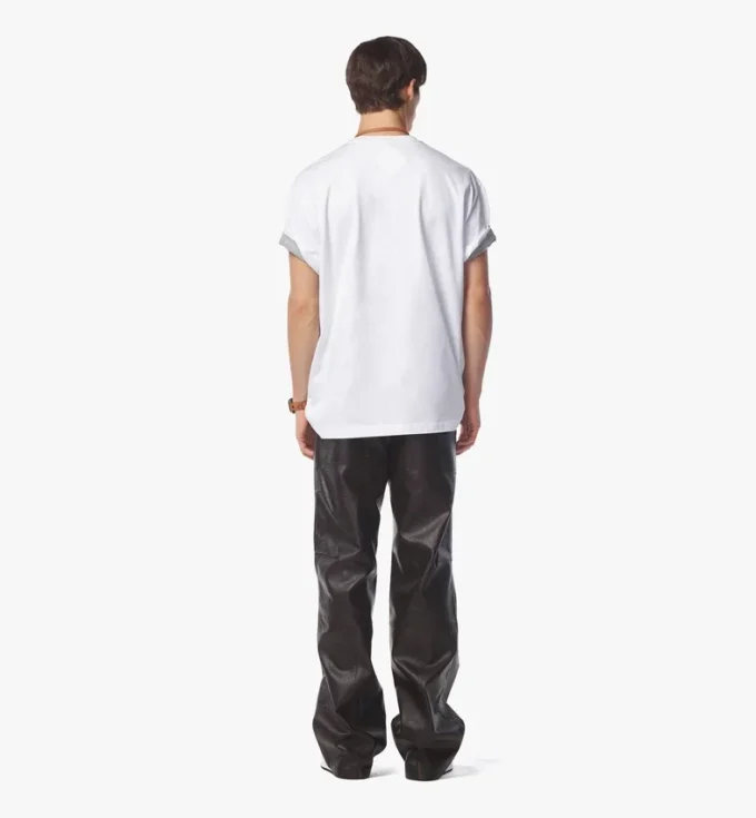 Camiseta con bolsillo de parche con monograma en algodón orgánico Camiseta con bolsillo de parche con monograma en algodón orgánico