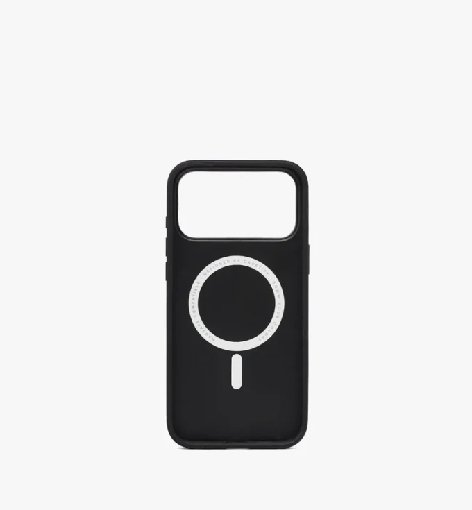 Funda para iPhone 17 Pro Max con impacto de logotipos de MCM y Casetify Funda para iPhone 17 Pro Max con impacto de logotipos de MCM y Casetify