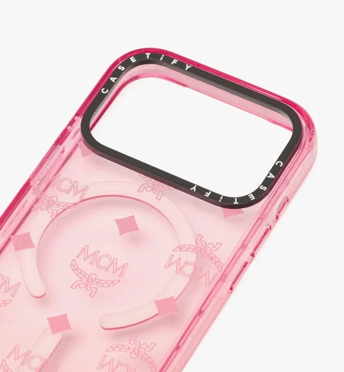 Funda para iPhone 17 Pro MCM X Casetify Monogram Impact Funda para iPhone 17 Pro MCM X Casetify Monogram Impact