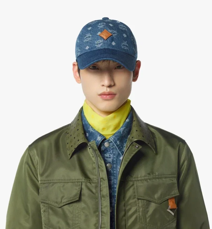 Gorra clásica en jacquard de denim con monograma Gorra clásica en jacquard de denim con monograma