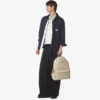 Mochila Stark con tachuelas laterales en Visetos