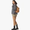 Mochila Stark con tachuelas laterales en Visetos Mochila Stark con tachuelas laterales en Visetos