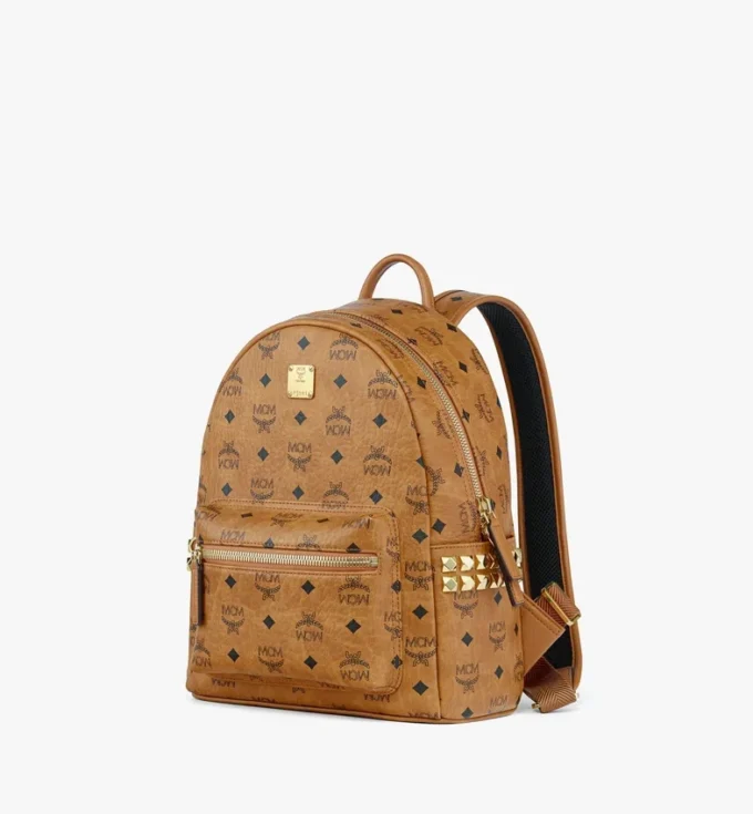 Mochila Stark con tachuelas laterales en Visetos Mochila Stark con tachuelas laterales en Visetos