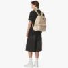 Mochila Stark con tachuelas laterales en Visetos