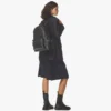 Mochila Stark con tachuelas laterales en Visetos