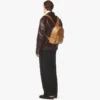 Mochila Stark con tachuelas laterales en Visetos Mochila Stark con tachuelas laterales en Visetos