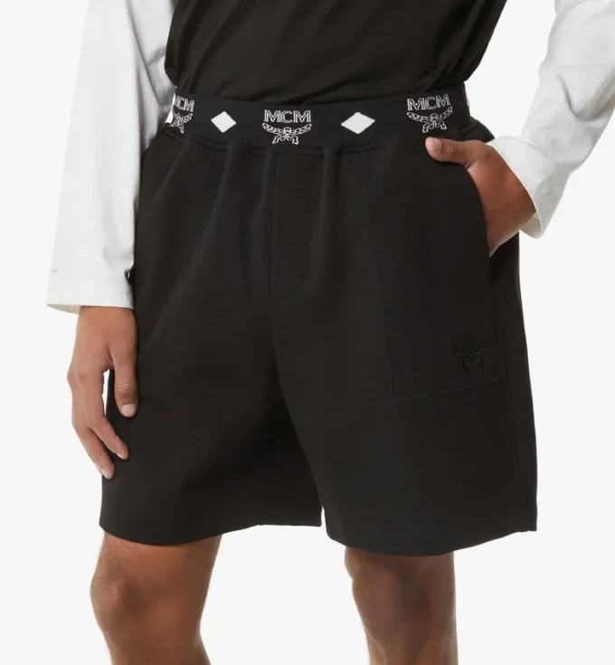 Pantalones cortos de ponte con logotipo Essential Pantalones cortos de ponte con logotipo Essential