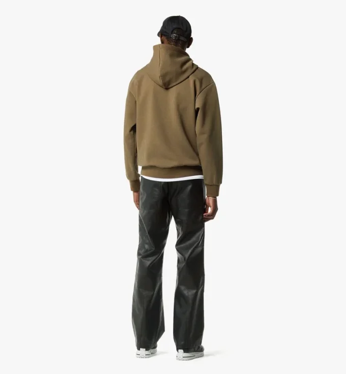 Sudadera con capucha de ponte con parche del logotipo Essential Sudadera con capucha de ponte con parche del logotipo Essential