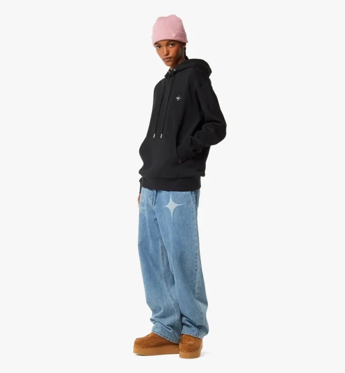 Sudadera con capucha de ponte con parche del logotipo Essential Sudadera con capucha de ponte con parche del logotipo Essential