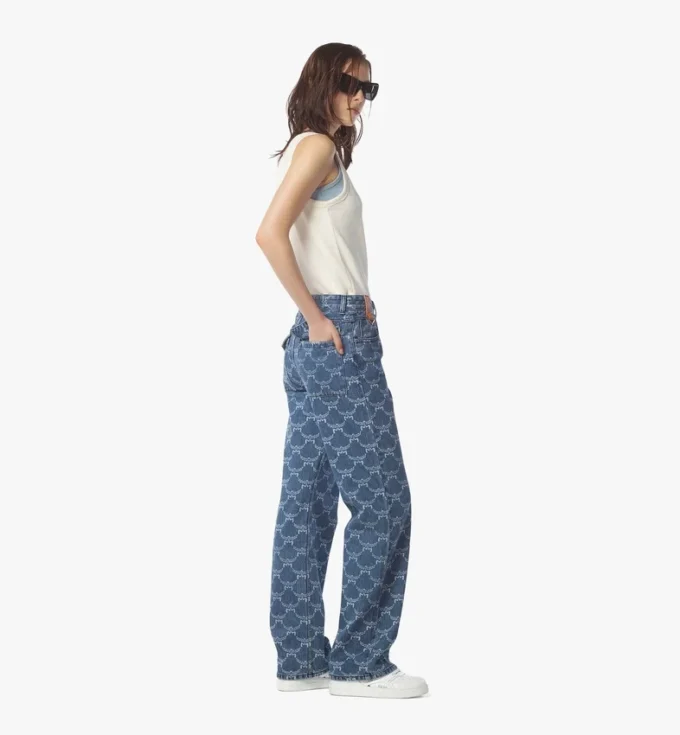 Vaqueros de denim con monograma Lauretos Vaqueros de denim con monograma Lauretos